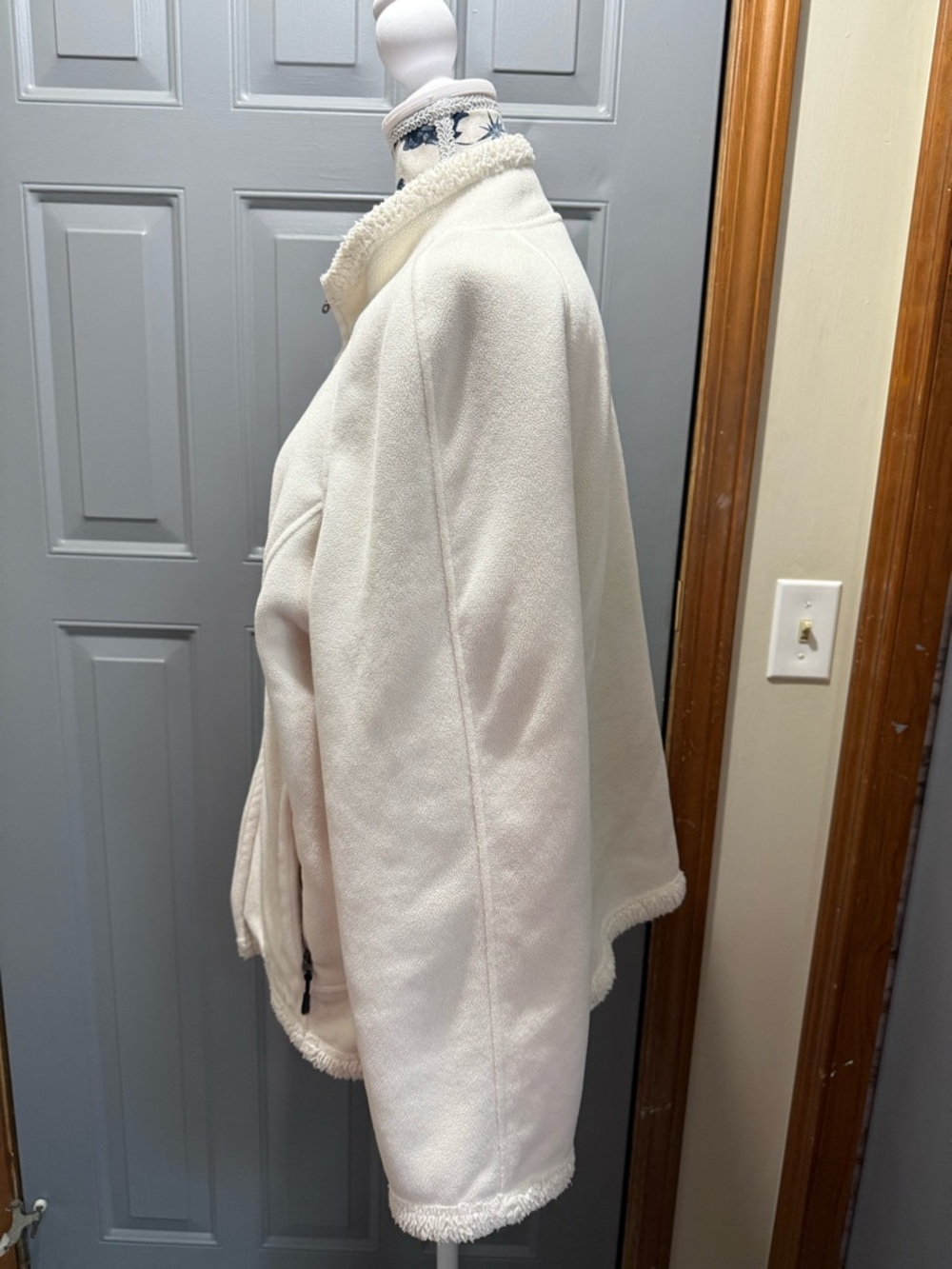 Green Tea White Full-Zip Teddy Bear Fleece Jacket (x-large) - Picture 4 of 13